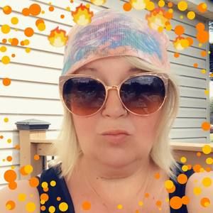 Meet your Posher, Marsha